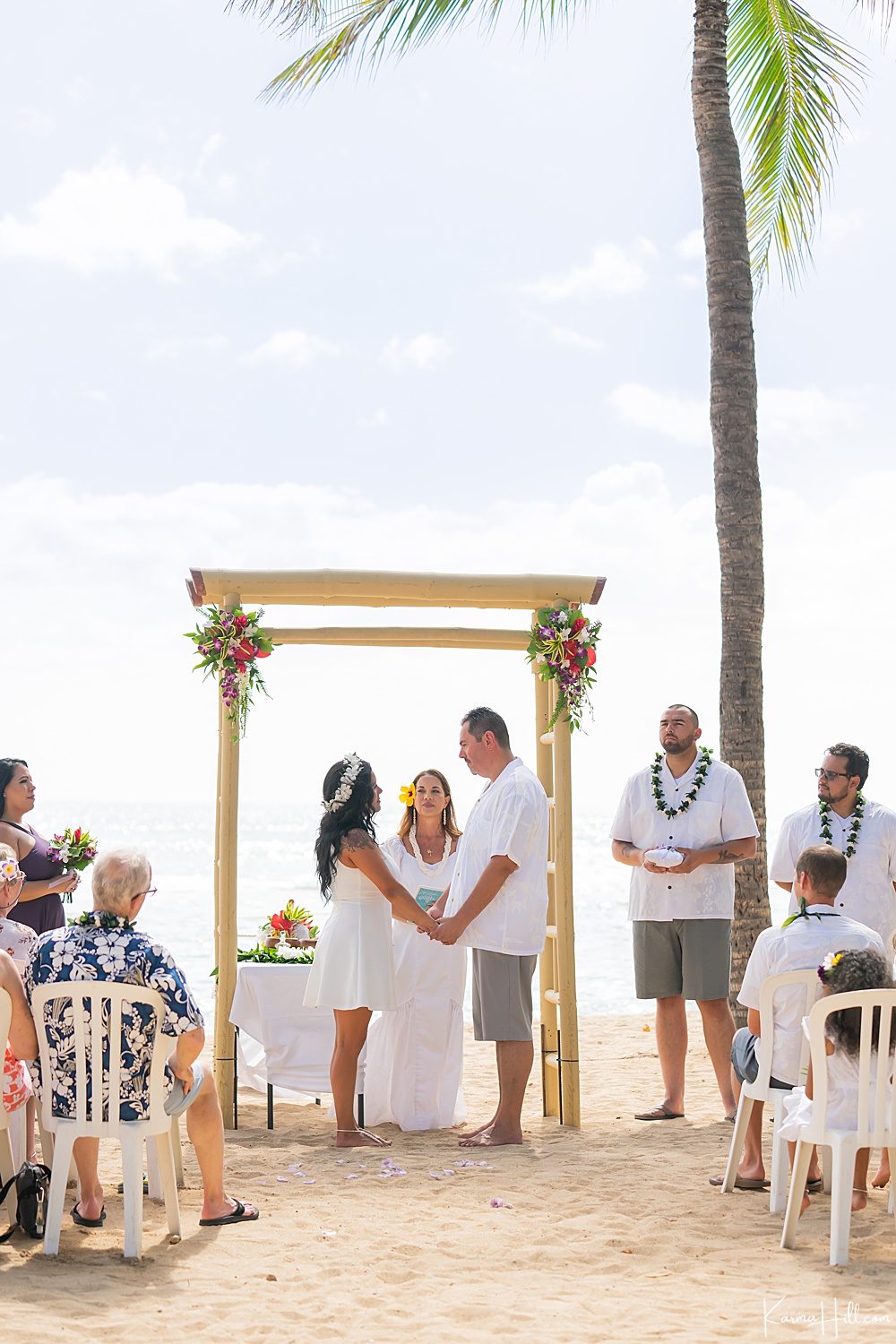 Venue Perfection ~ Heather & Michael's Paradise Cove Oahu Wedding