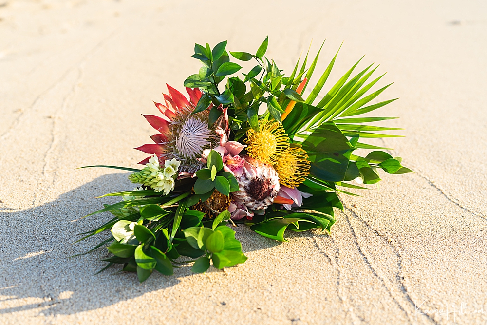 Hawaii wedding bouquets
