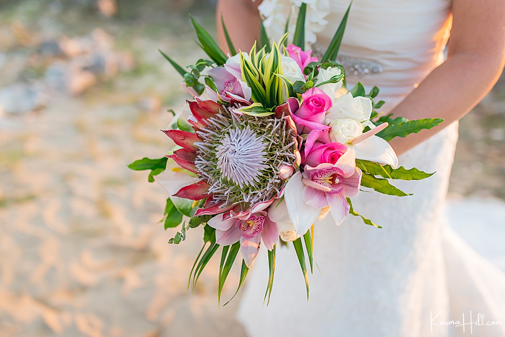 Hawaii wedding bouquets