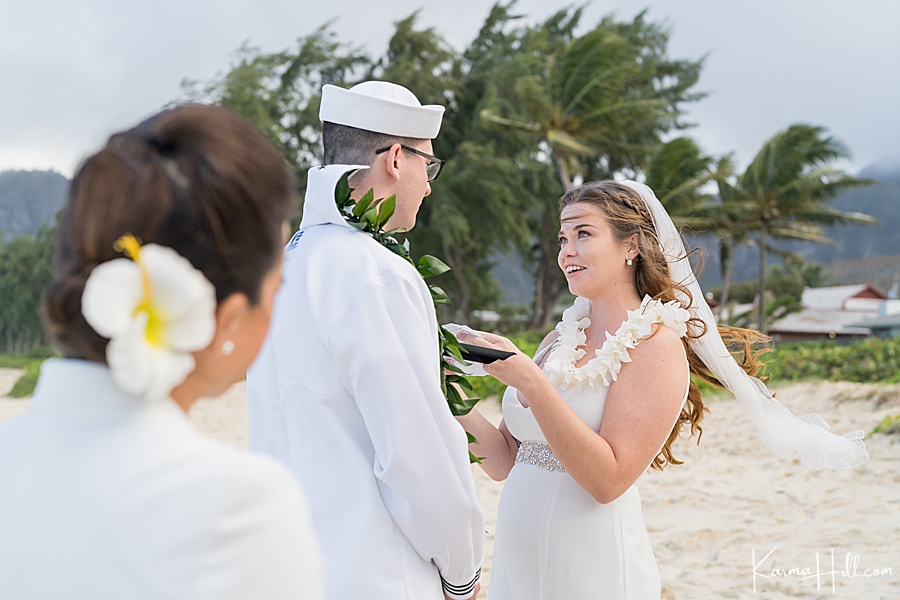 oahu beach wedding photographer
