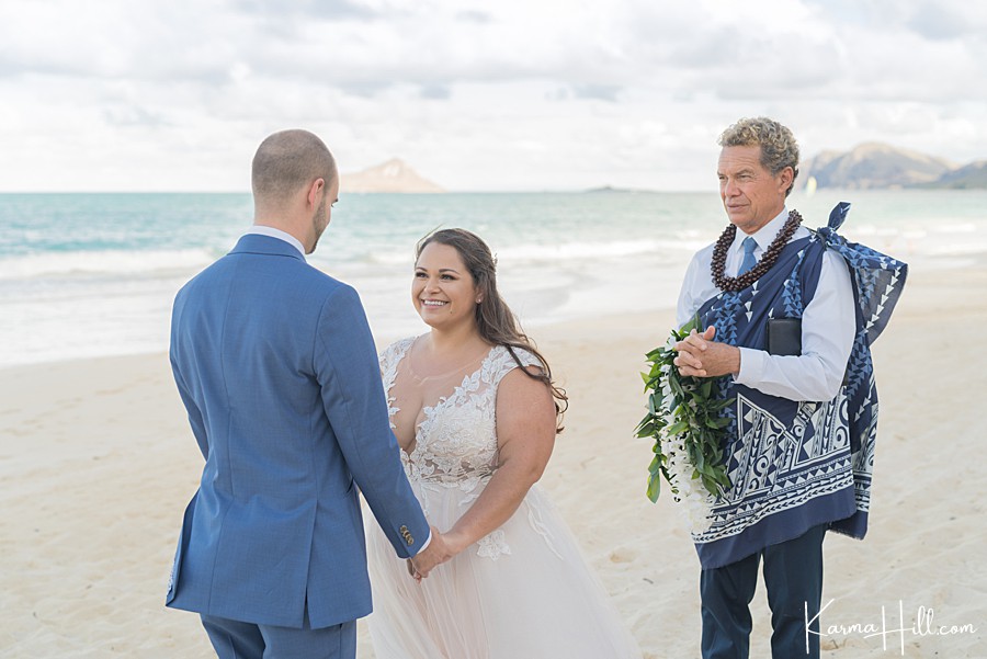Wedding officiants Oahu
