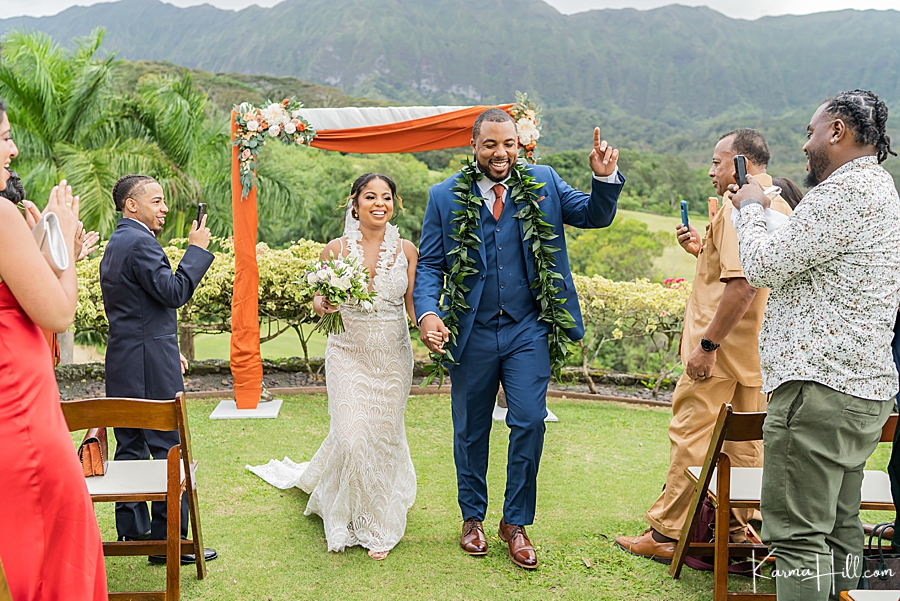oahu wedding ceremony photographers