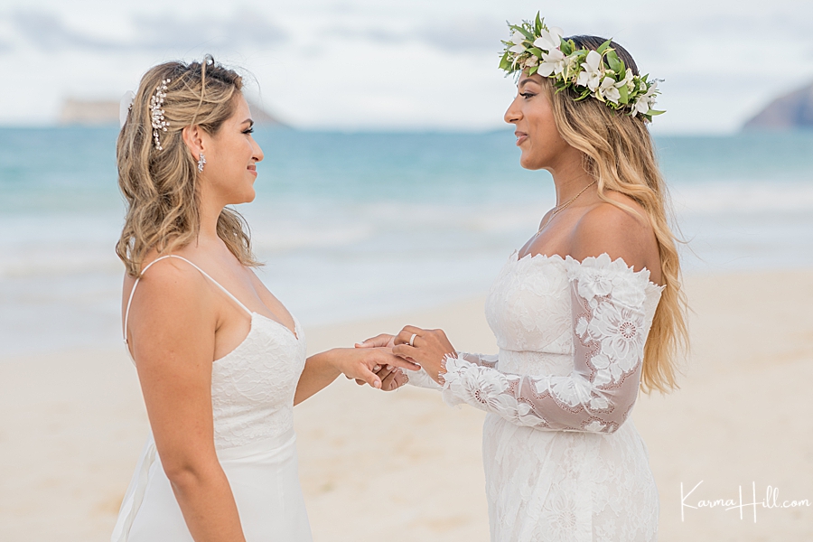 brides at oahu beach wedding