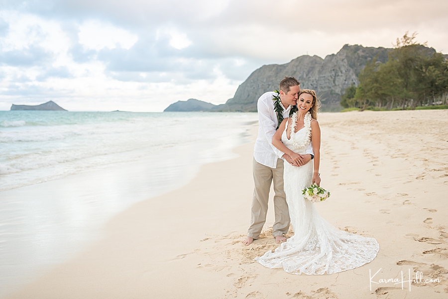 bride and groom beach wedding photography