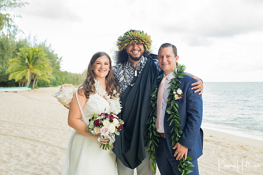 Wedding officiants hawaii
