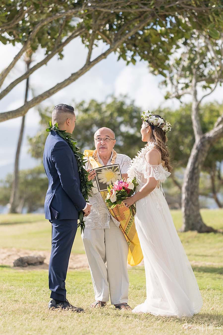 Oahu wedding officiants
