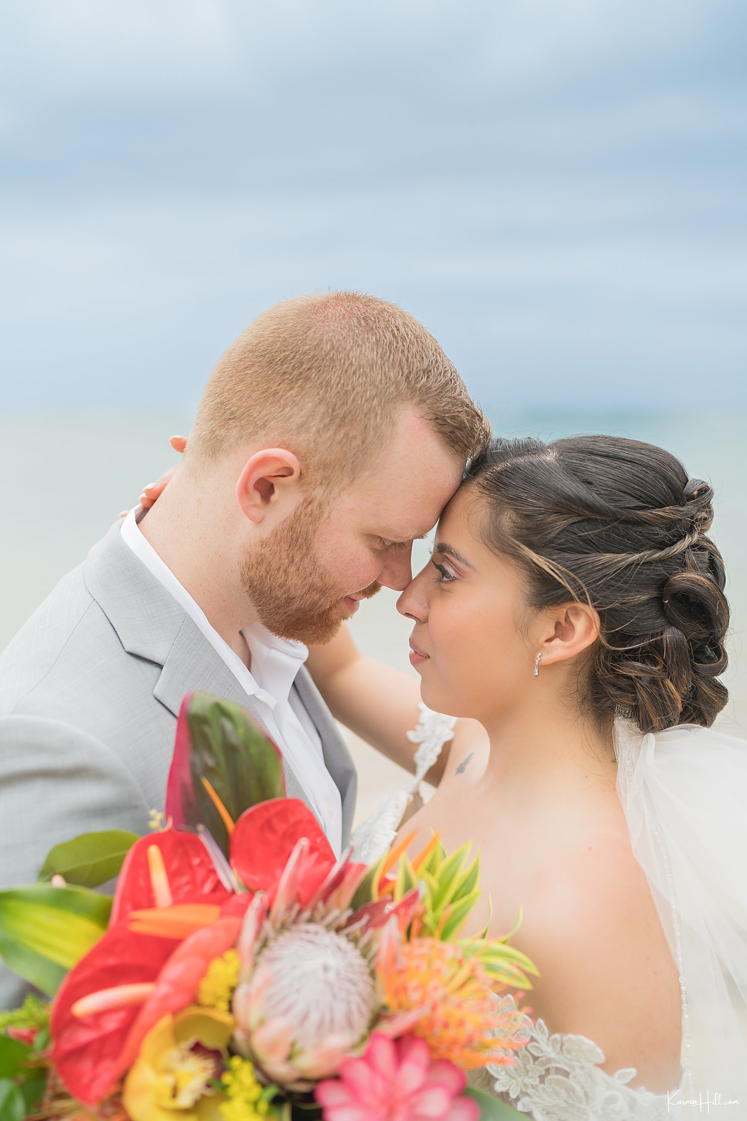 Oahu Wedding Couple