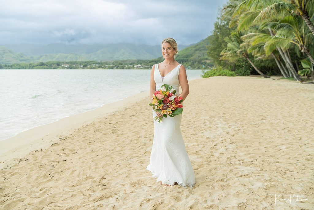 best bridal looks for oahu beach wedding