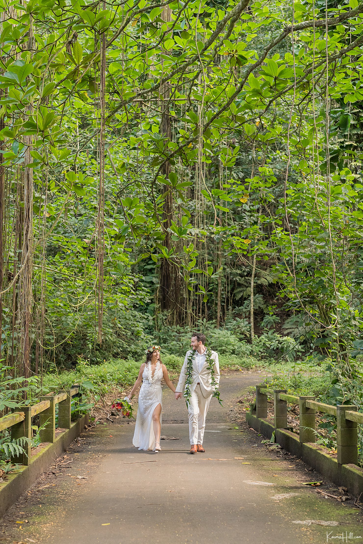 jungle wedding in oahu