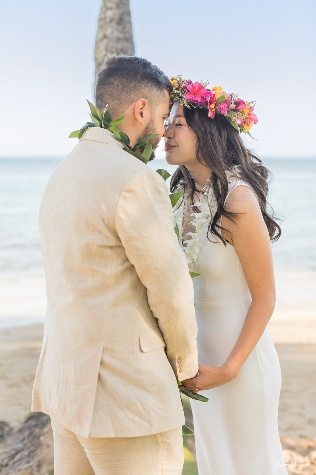 Bringing their Best - Lani & Alex's Beach Wedding in Oahu