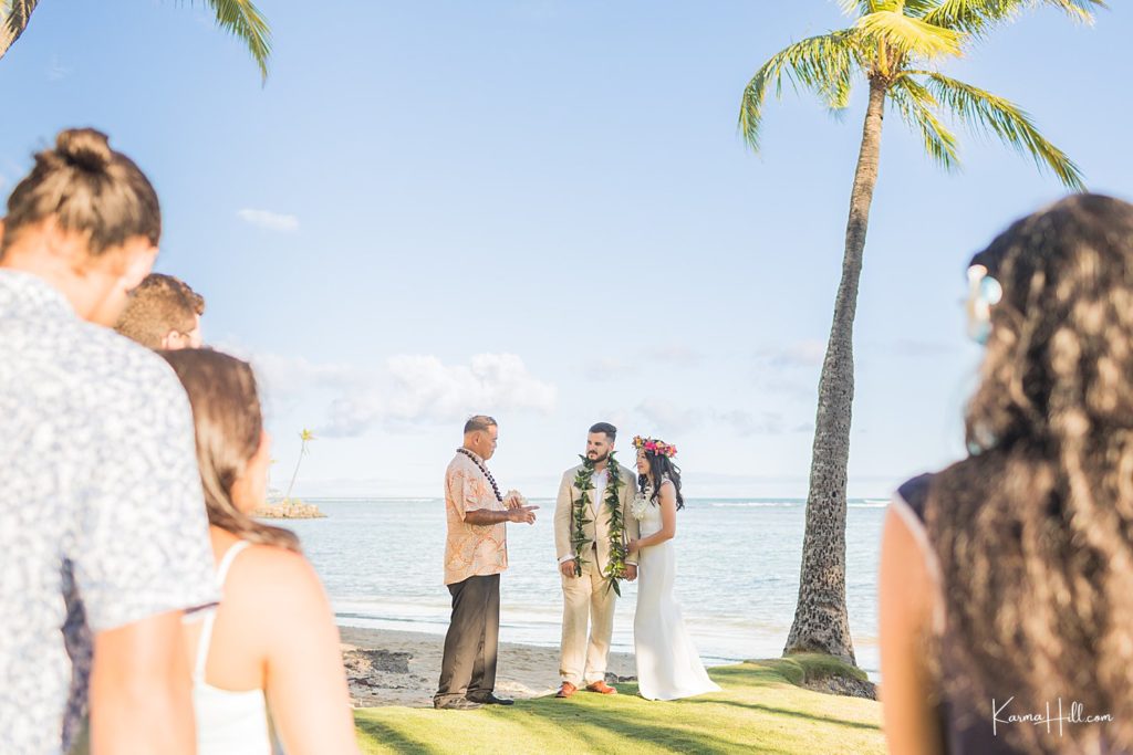 Ellsworth Simeona - Oahu wedding officiant