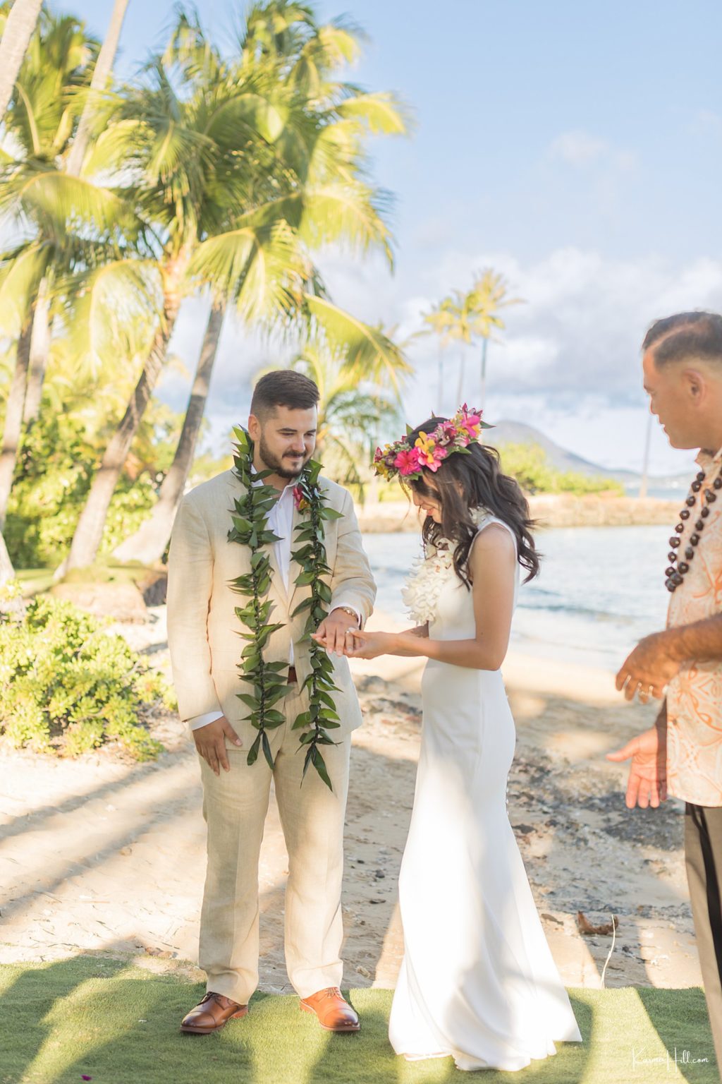 Bringing their Best - Lani & Alex's Beach Wedding in Oahu