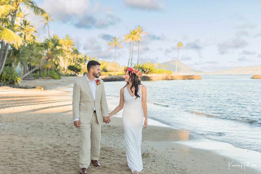 Simple Oahu Wedding