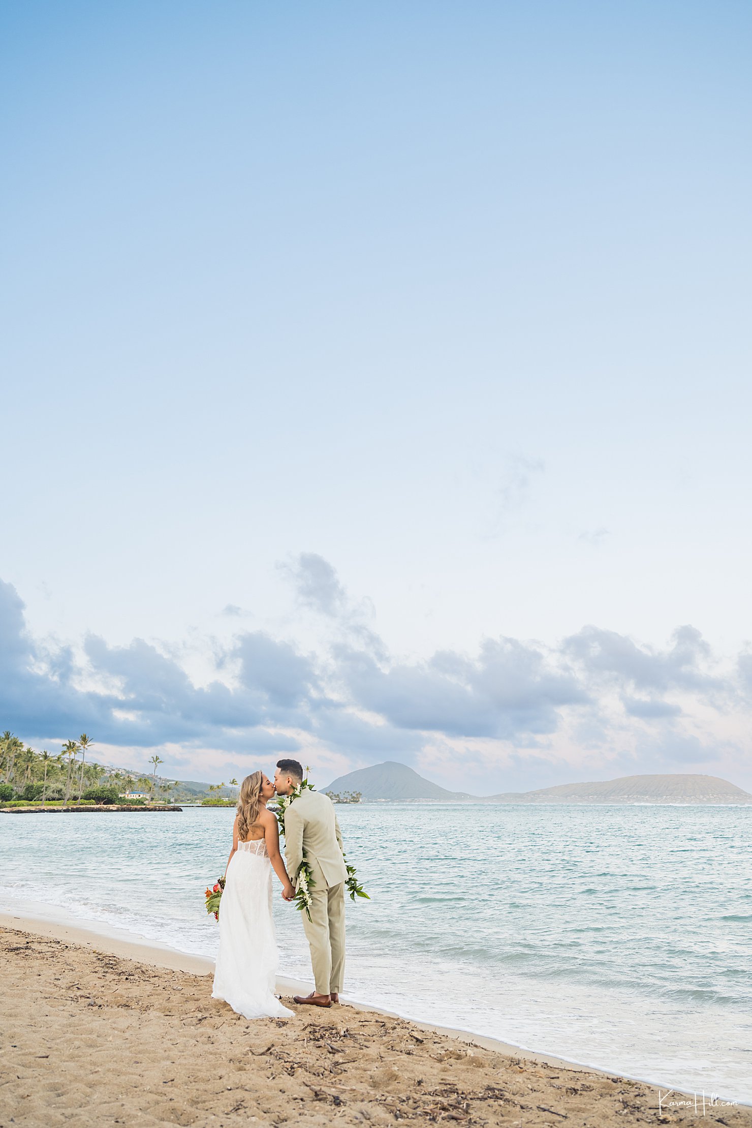 Waialae Beach elopement in Oahu