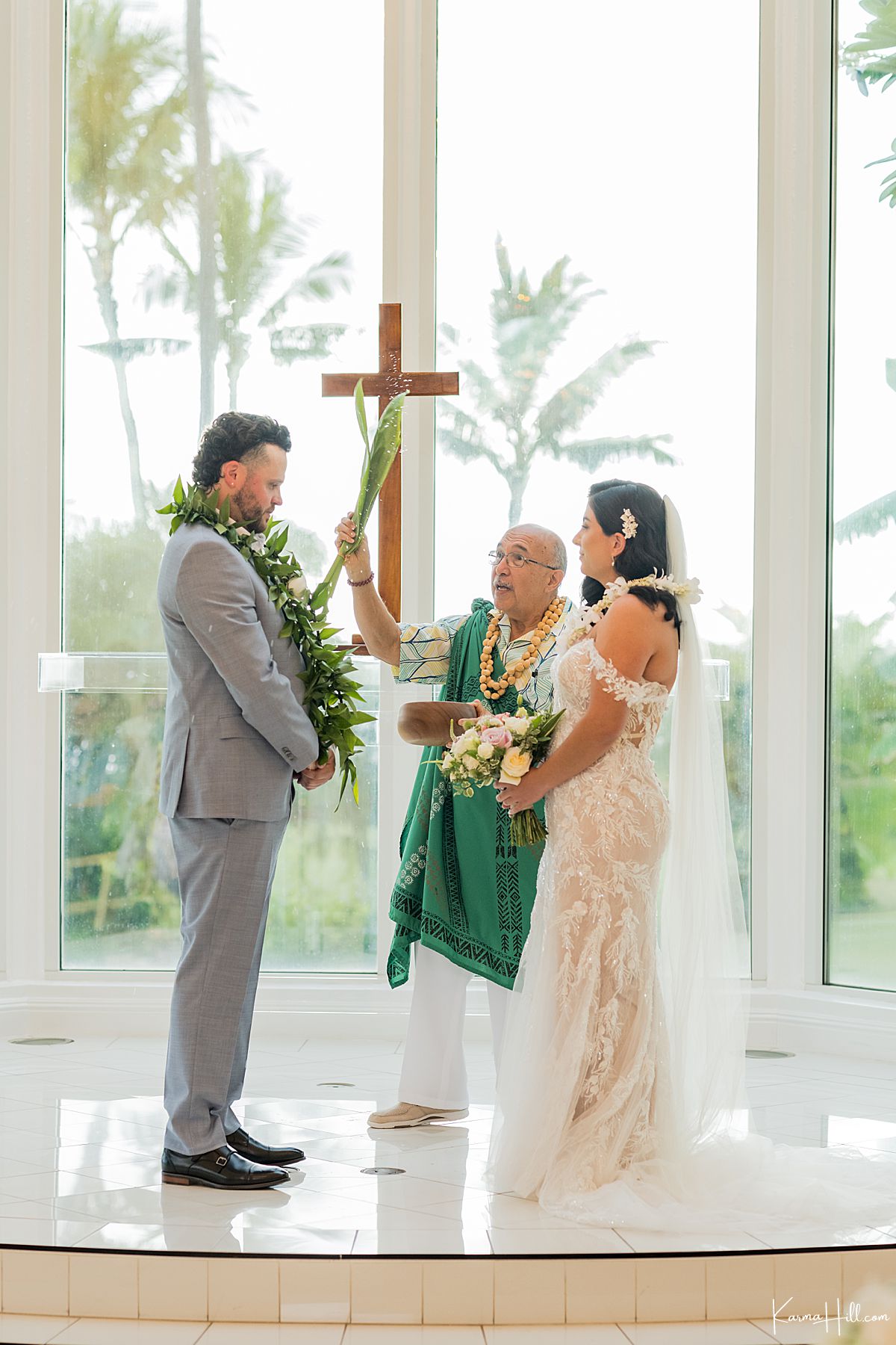 wedding in hawaii 