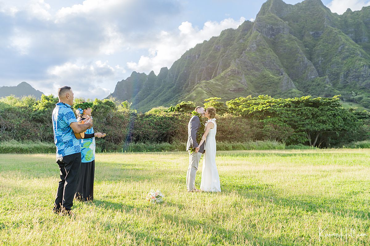 OAHU WEDDING