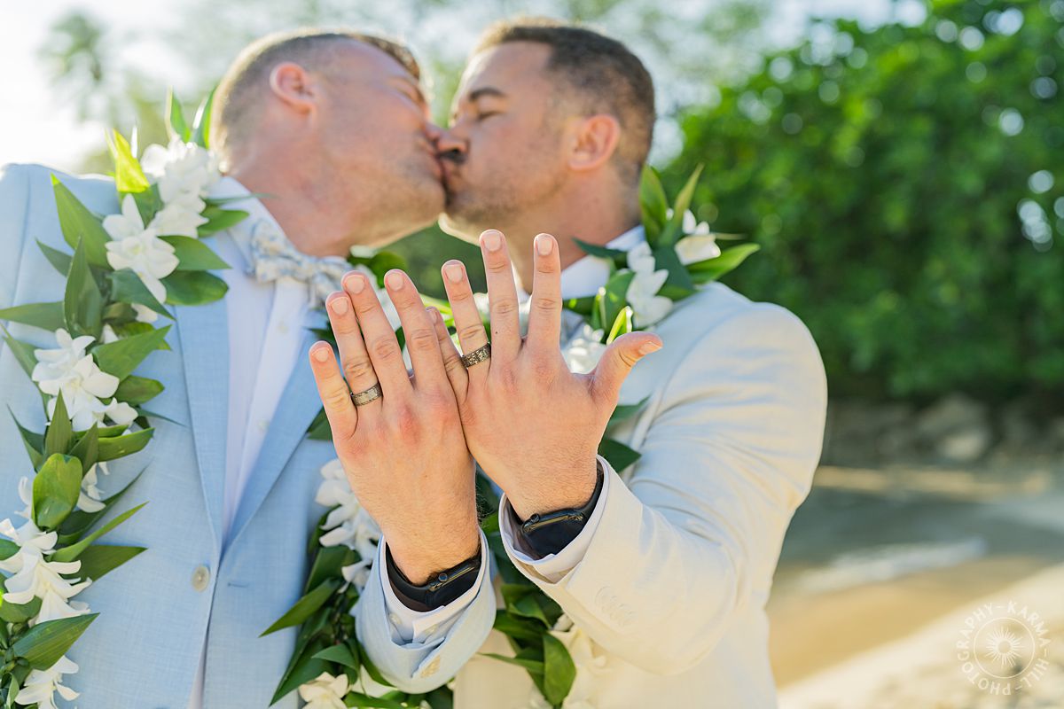 Oahu beach wedding