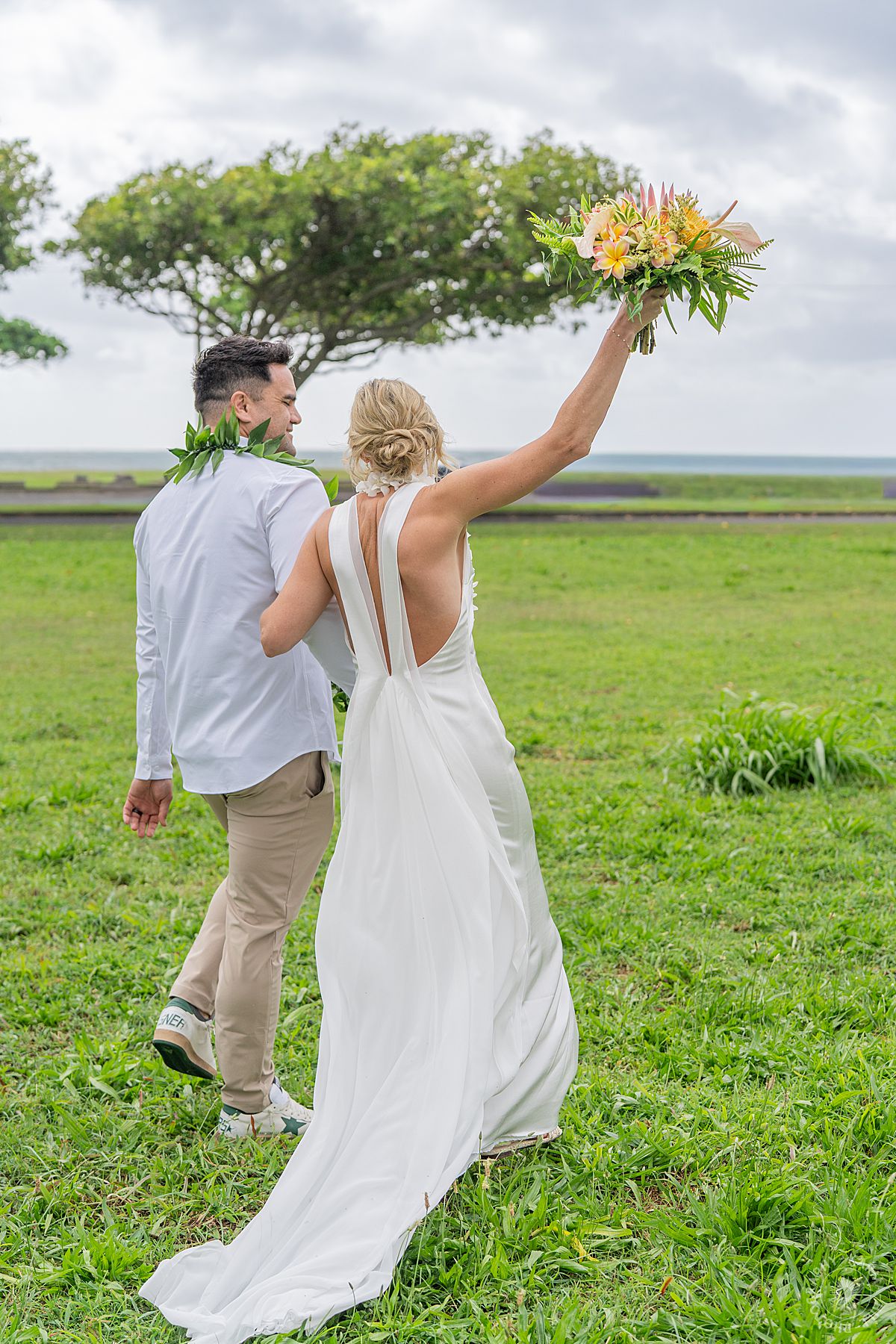 Oahu elopement