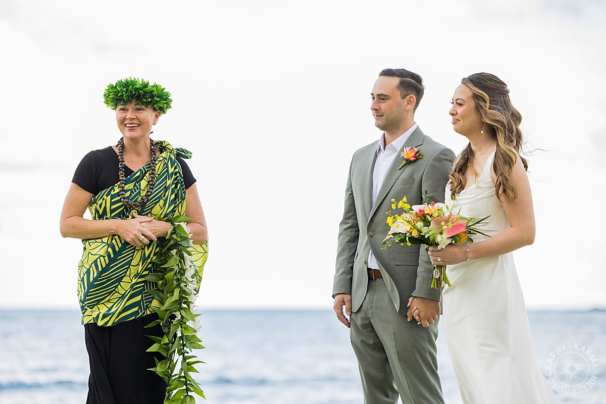 Oahu beach wedding