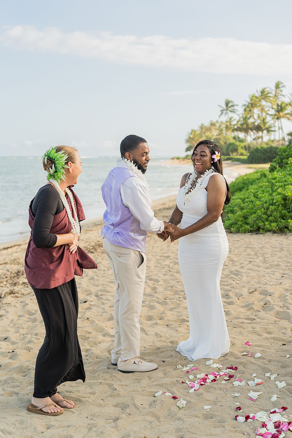 Oahu beach wedding