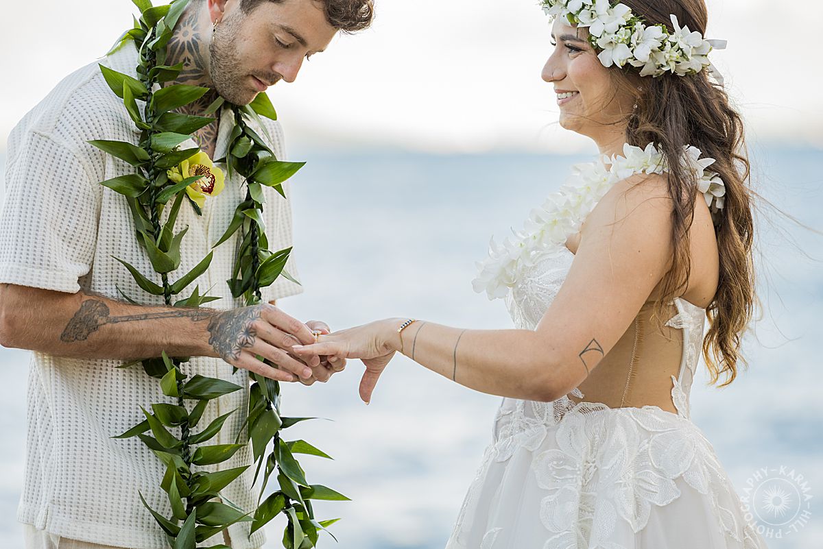 Oahu beach wedding