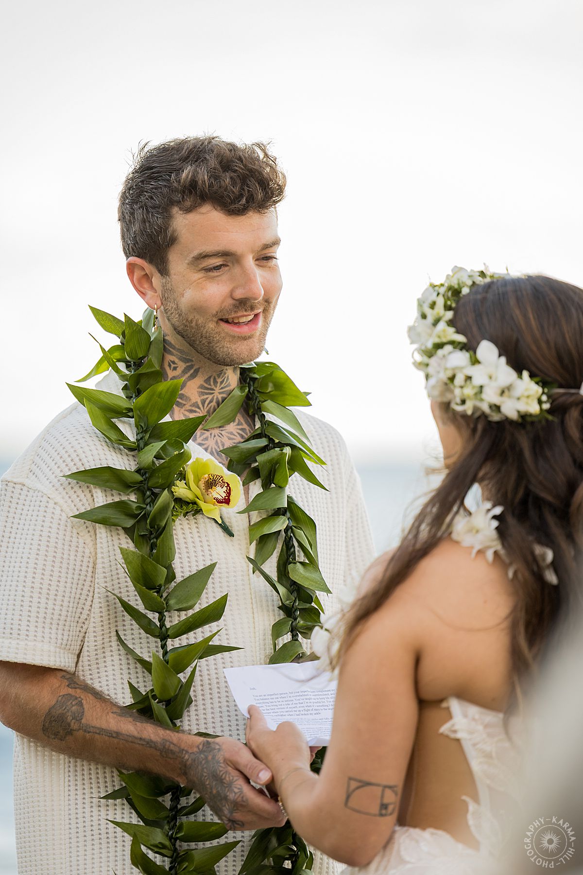 Oahu beach wedding
