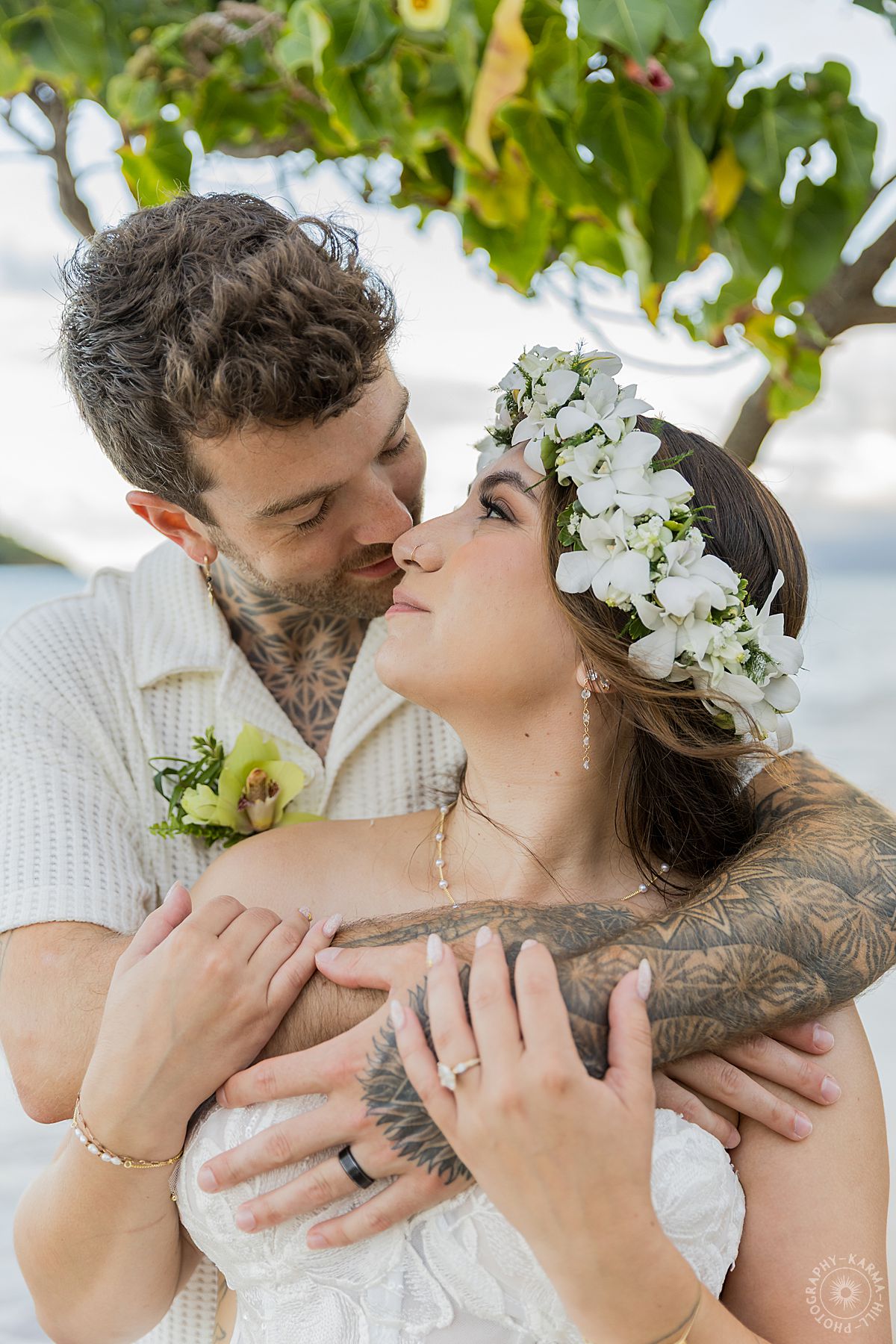 Oahu beach wedding