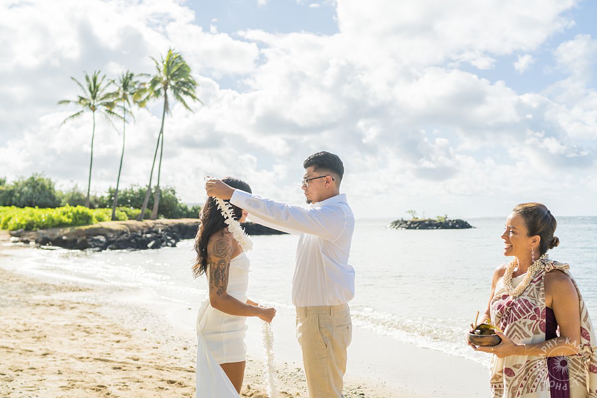 Oahu elopement
