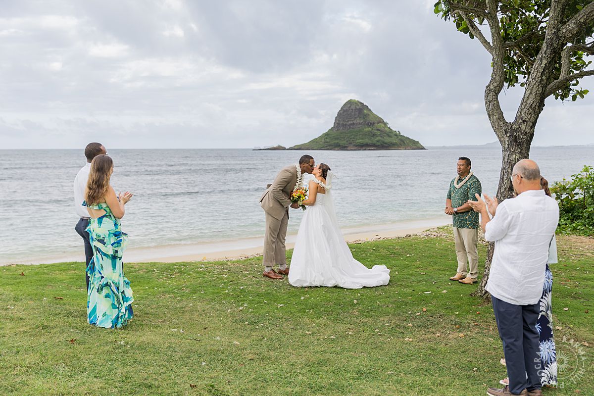 Oahu elopement