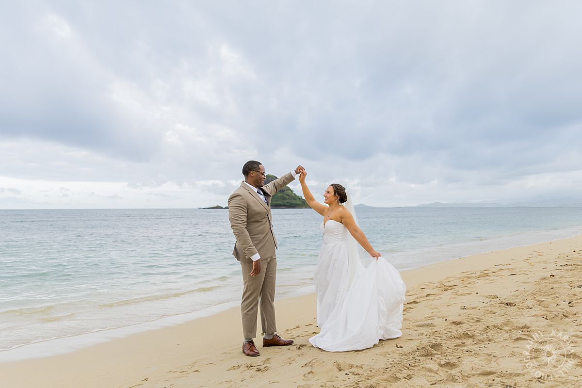 Oahu elopement