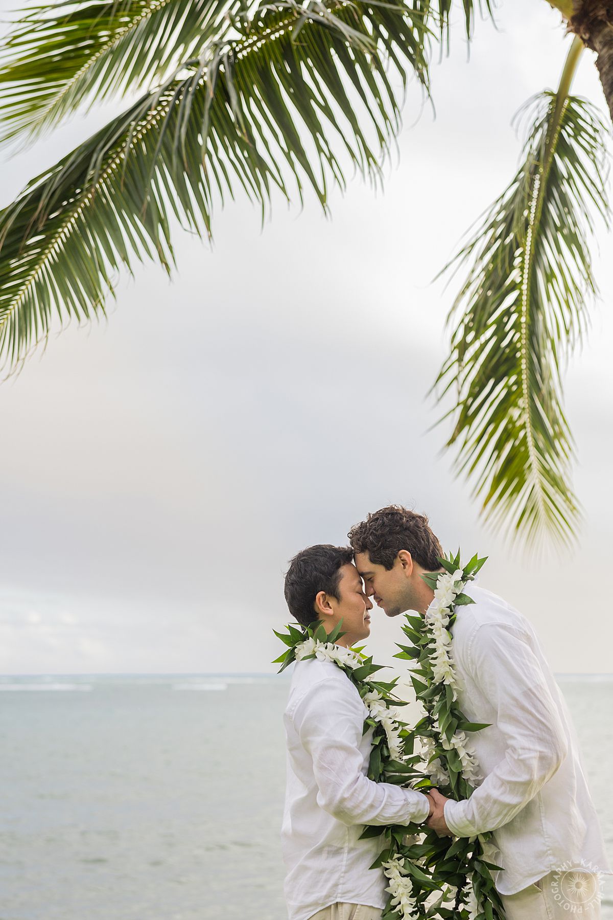 Oahu beach wedding