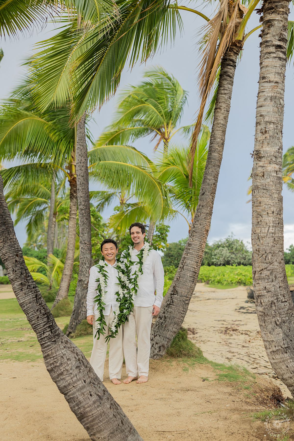 Oahu beach wedding
