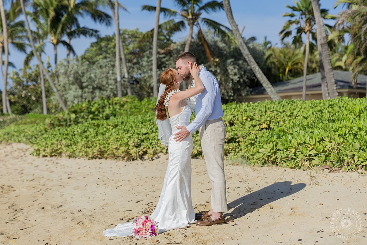Oahu beach wedding