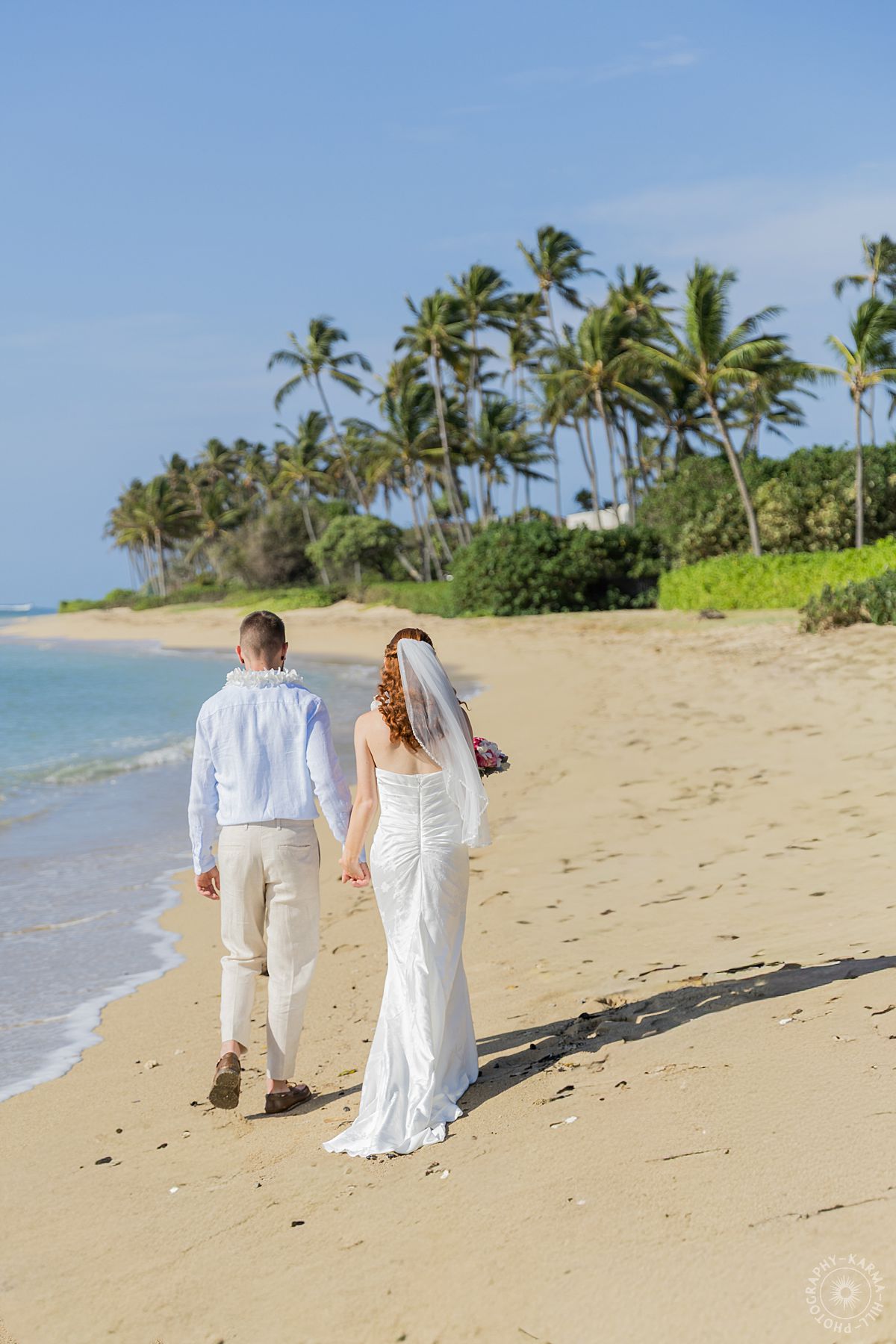 Oahu beach wedding