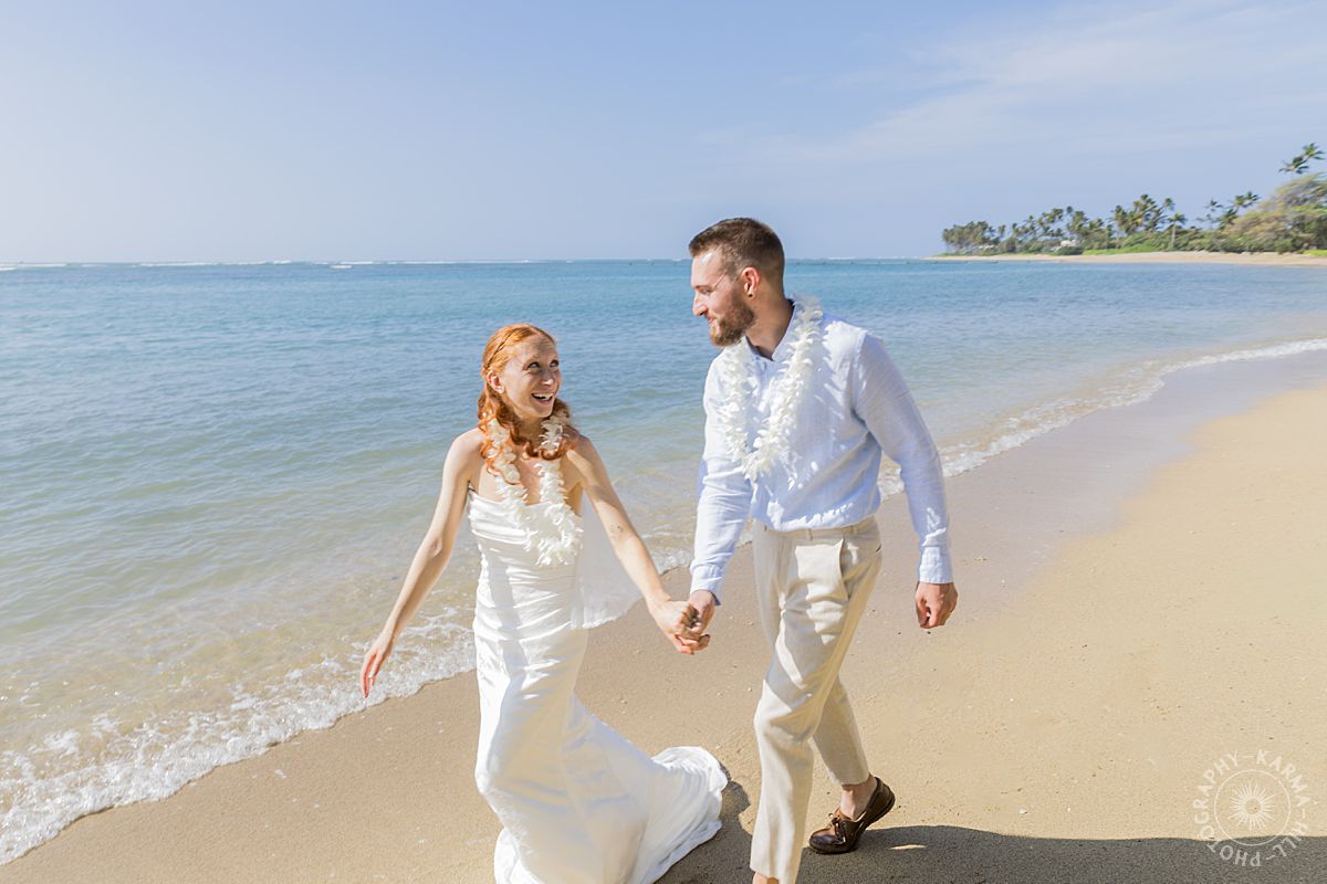 Oahu beach wedding